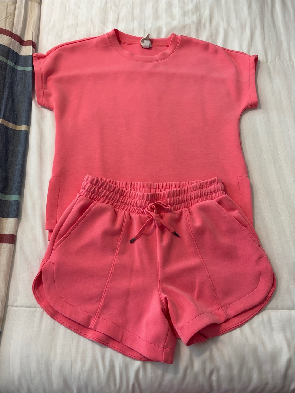 Women’s Coral Athletic 2 piece set